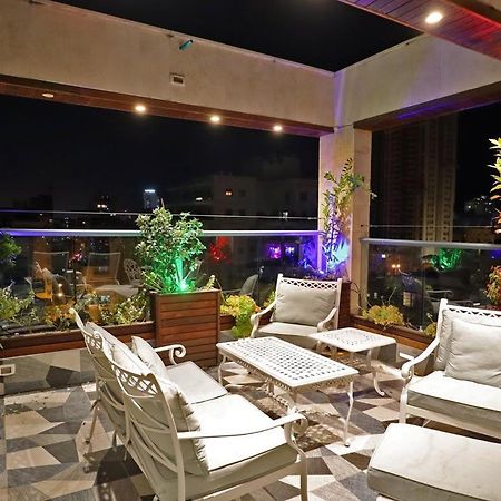 Luxury Rooftop Apartment In 内坦亚 外观 照片